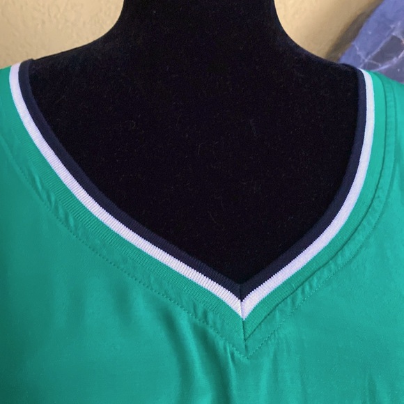 Simple Dress - Picture 3 of 7